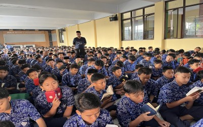 KEGIATAN PEMBIASAAN & SHOLAT DHUHA